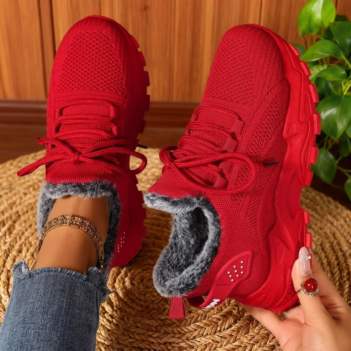 Nadia | Afslappede fleece-sneakers med snøring