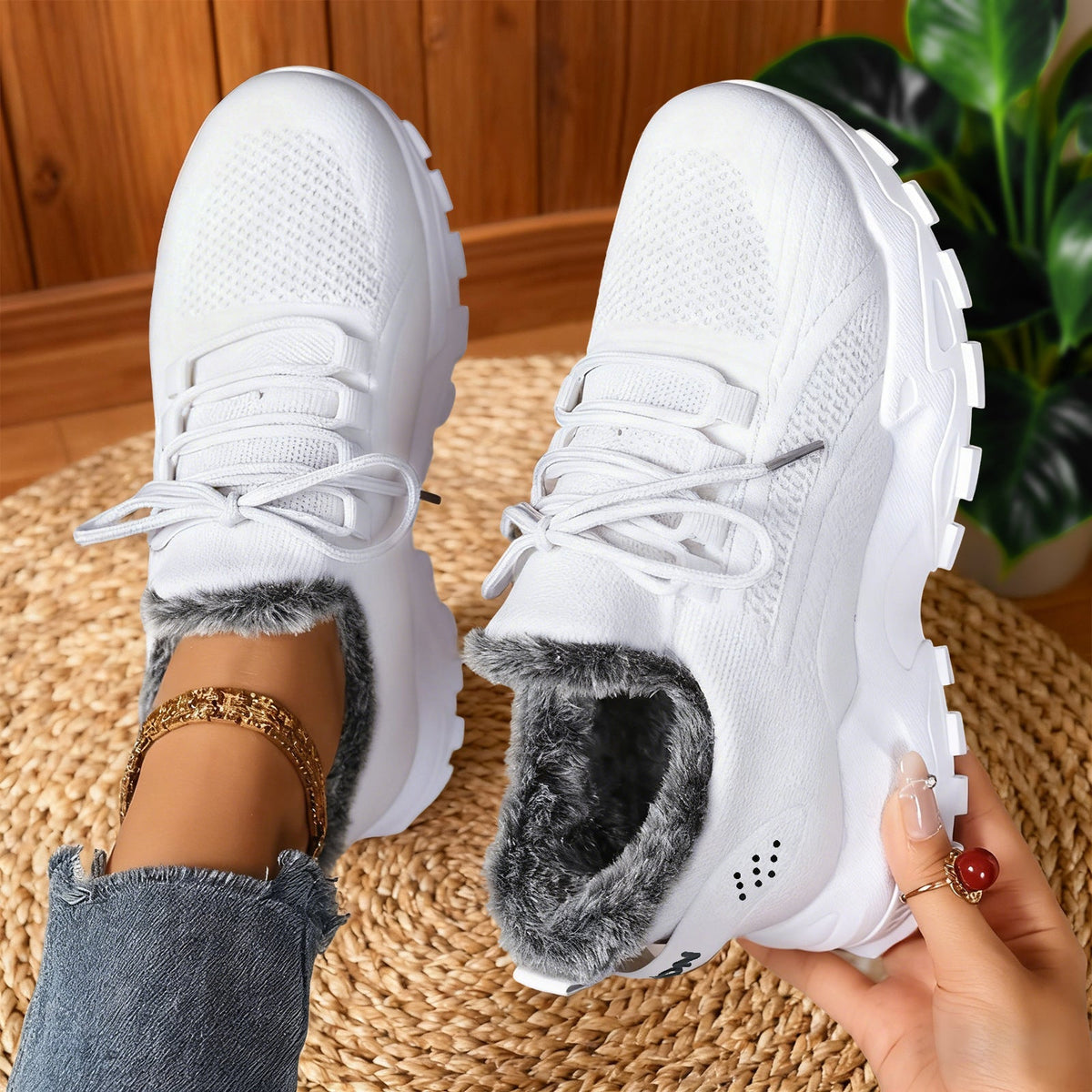Nadia | Afslappede fleece-sneakers med snøring